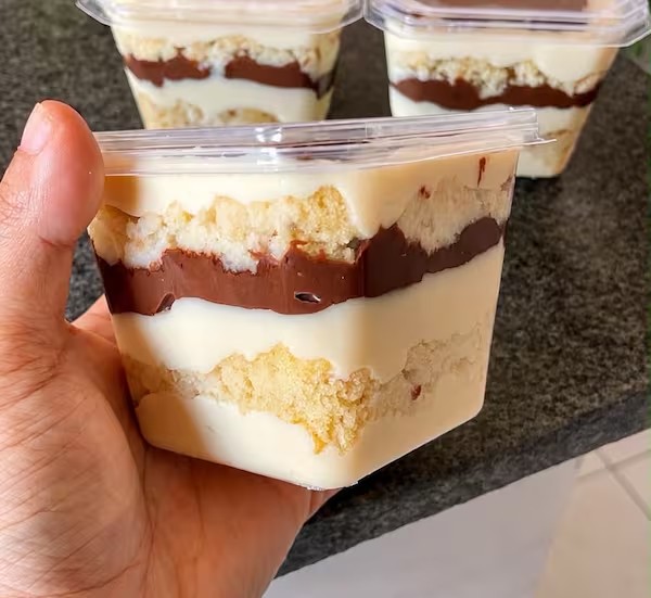 Bolo no pote de Ninho com Nutella